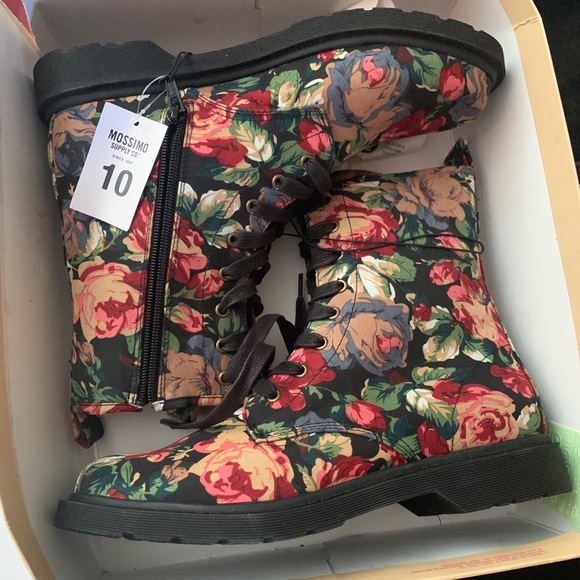 Mossimo Supply Co. Shoes - Mossimo HiTop Lace Zip Boot Black Painted Roses 10